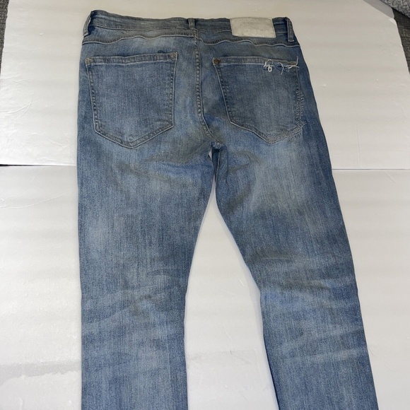 & Denim Jeans H&M Womens Size 32/32 Jeggings Distressed  Stretch Super Skinny - Picture 6 of 9